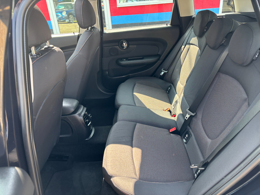 Mini Clubman 1.5 Cooper Classic 6Dr Black #7