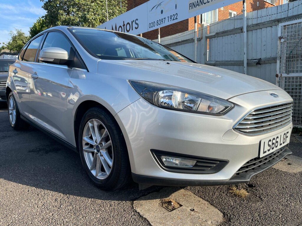 Ford Focus 1.0T Ecoboost Zetec Euro 6 Ss Silver