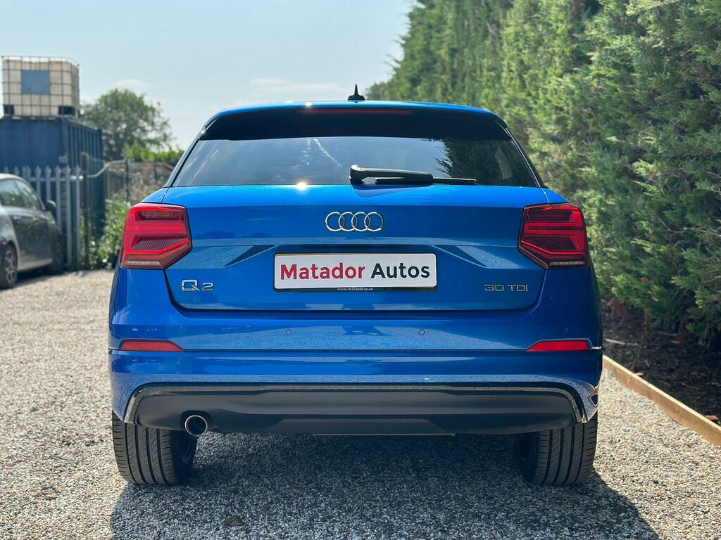 Audi Q2 Black Edition Blue #6