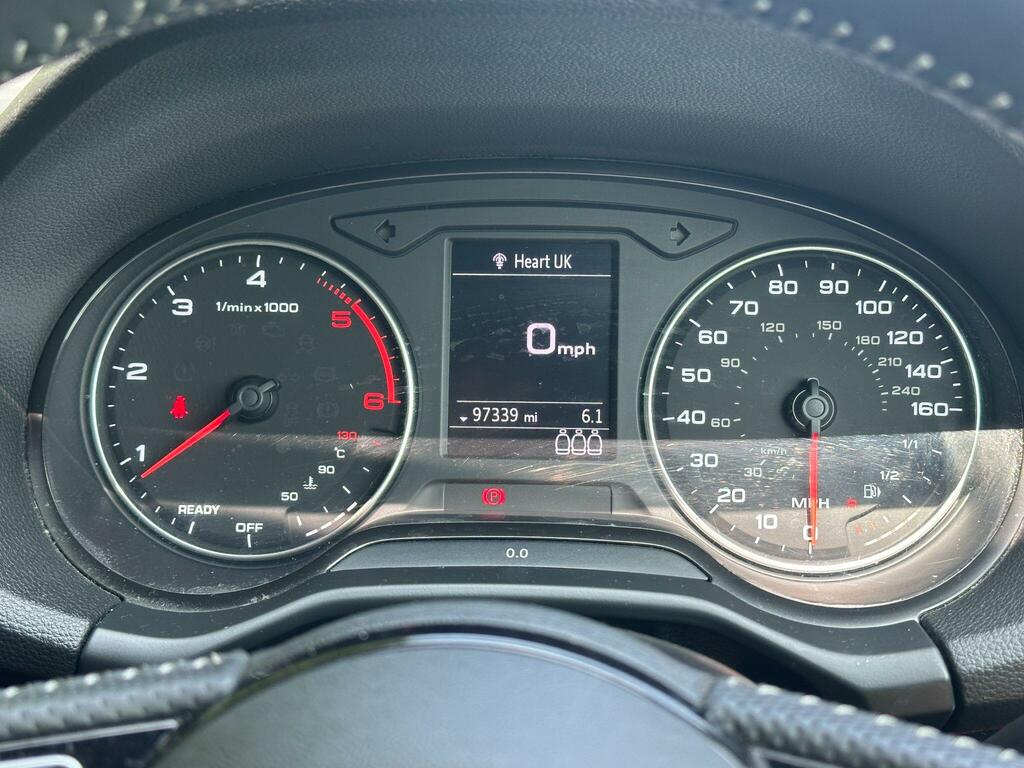 Audi Q2 30 Tdi Sport Red #27