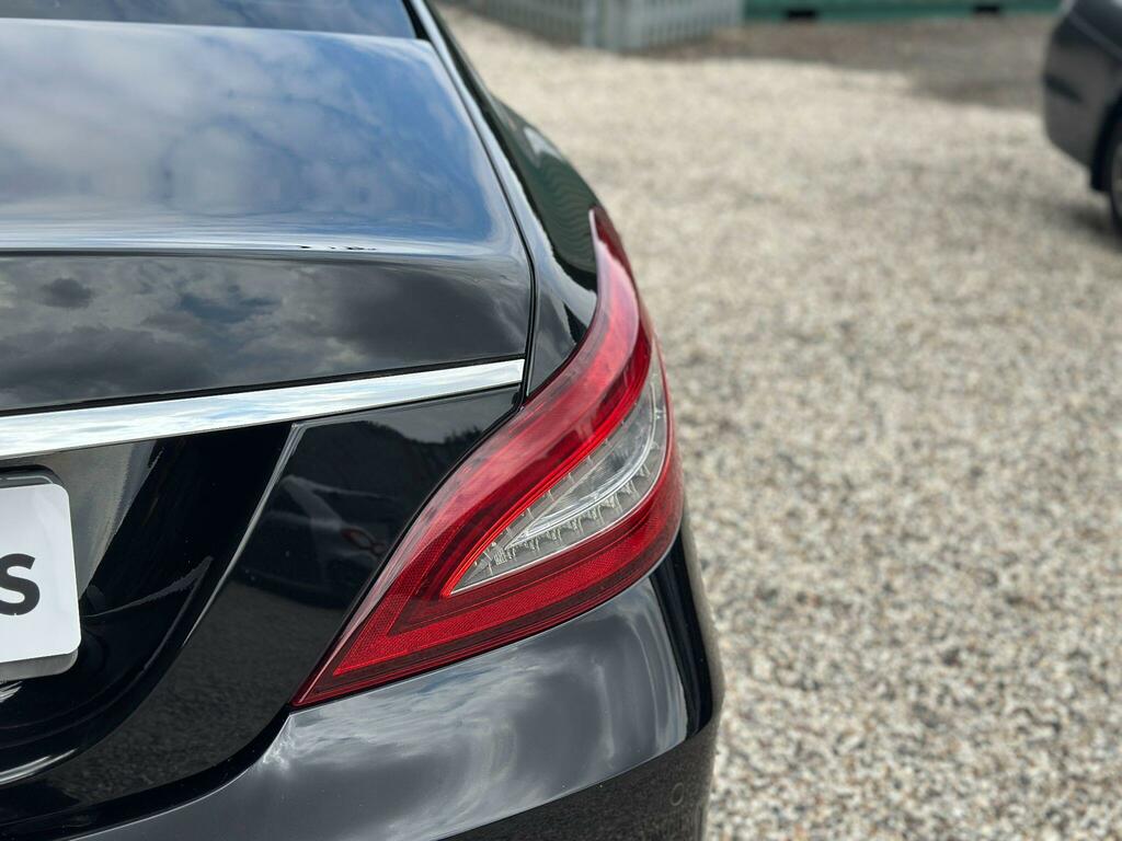 Mercedes-Benz CLS Coupe Black #7