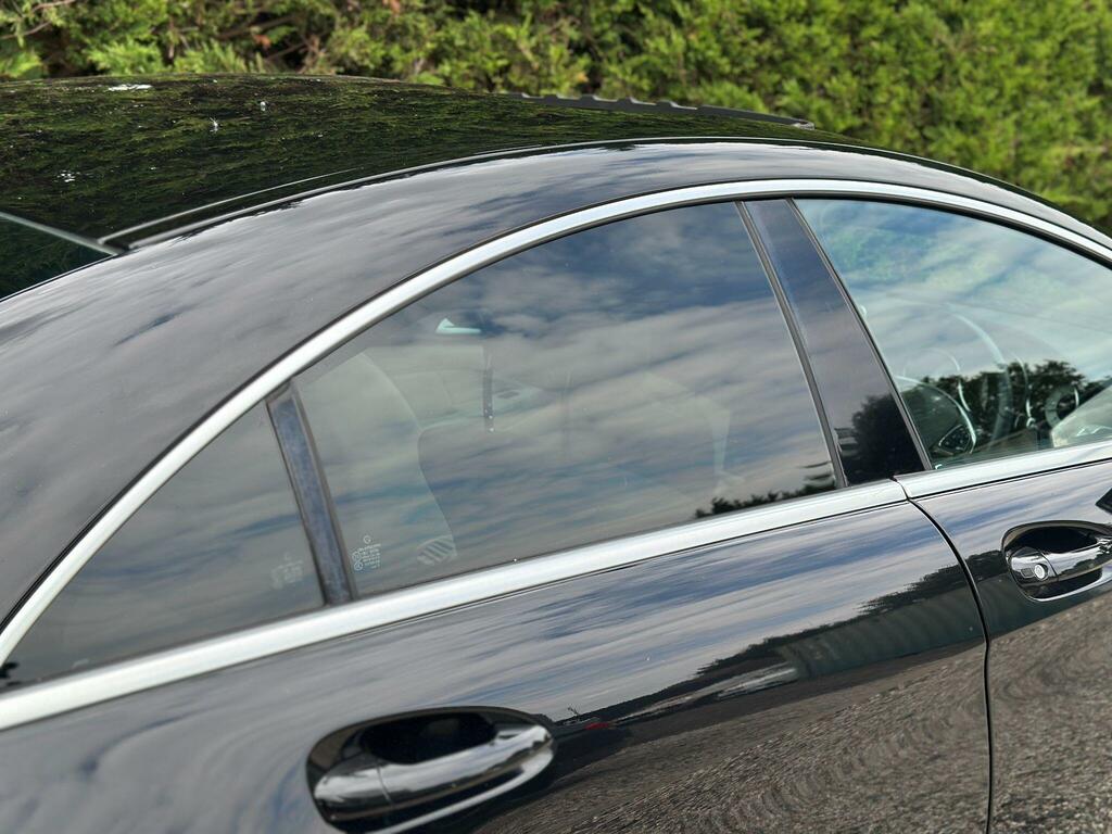 Mercedes-Benz CLS Coupe Black #39