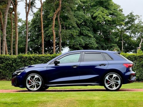 Audi A3 Sportback Tfsi S Blue #4