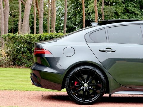 Jaguar XE 2.0 P250i R-dynamic Hse Black Saloon Au Grey #19