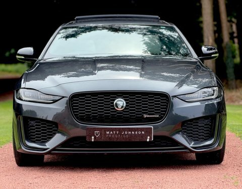 Jaguar XE 2.0 P250i R-dynamic Hse Black Saloon Au Grey #21