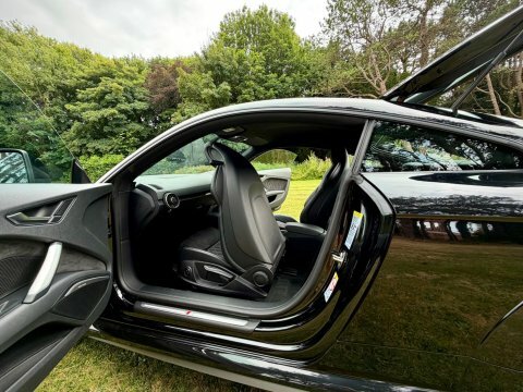 Audi TT Coup- Black Edition 45 Tfsi 245 Ps 6-Speed Black #52