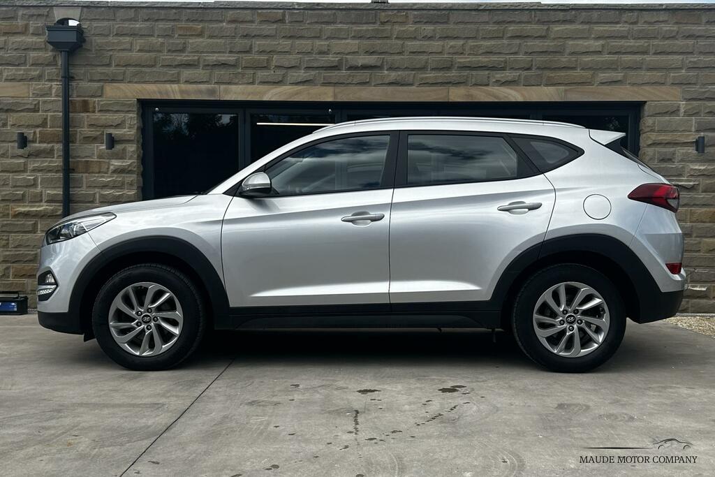 Hyundai Tucson 1.7 Crdi Blue Drive Se Nav Suv E Silver #3
