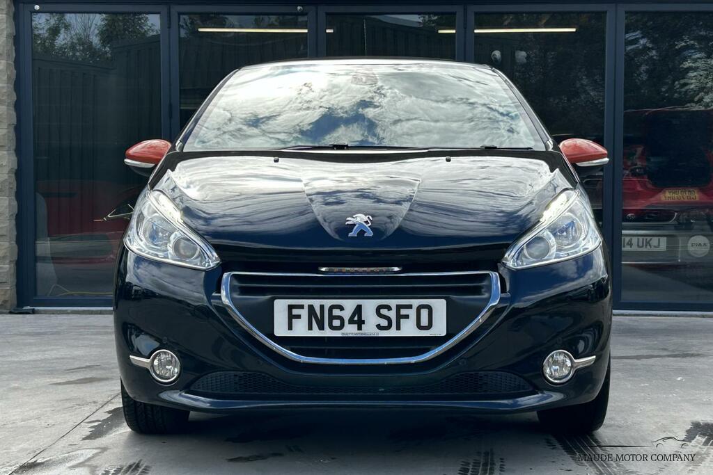 Peugeot 208 Roland Garros Black #2