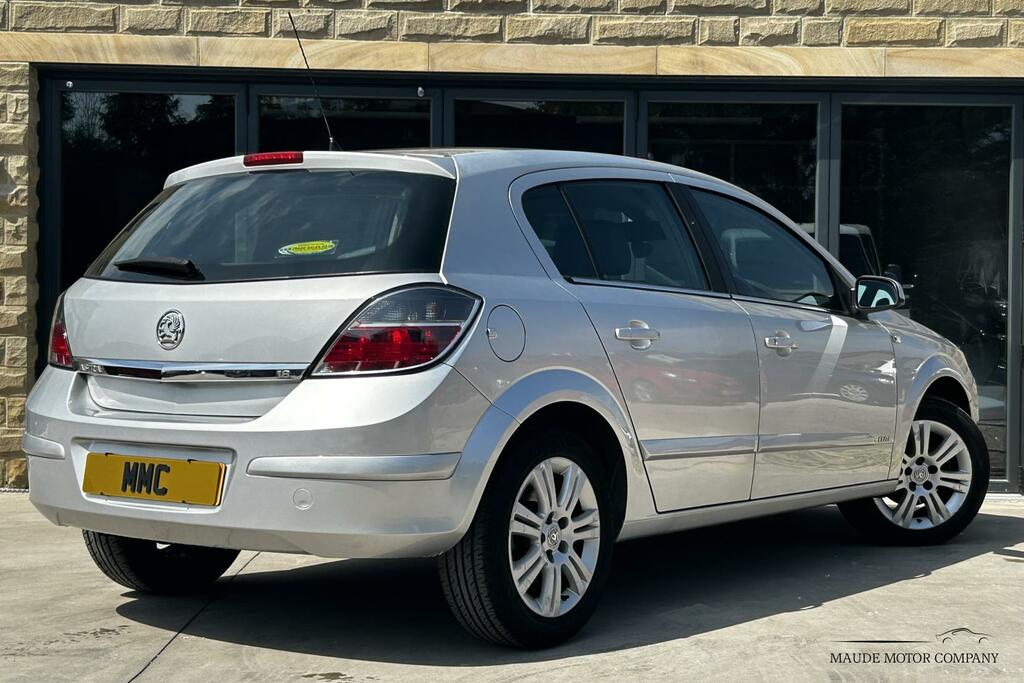 Vauxhall Astra Elite Silver #6