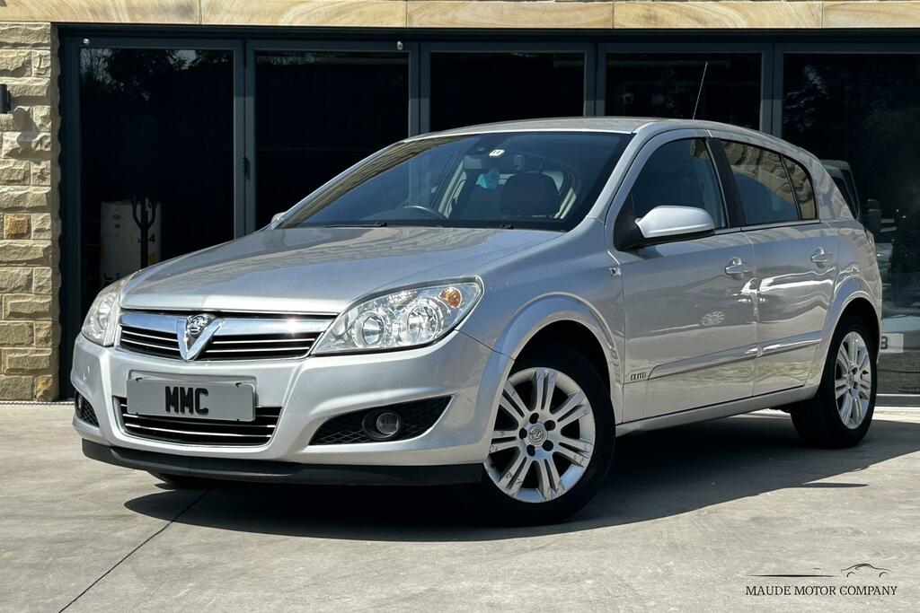Vauxhall Astra Elite Silver