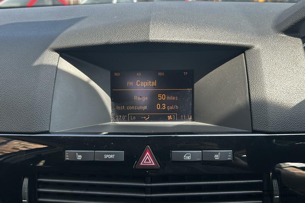 Vauxhall Astra Hatchback 1.4I Red #14