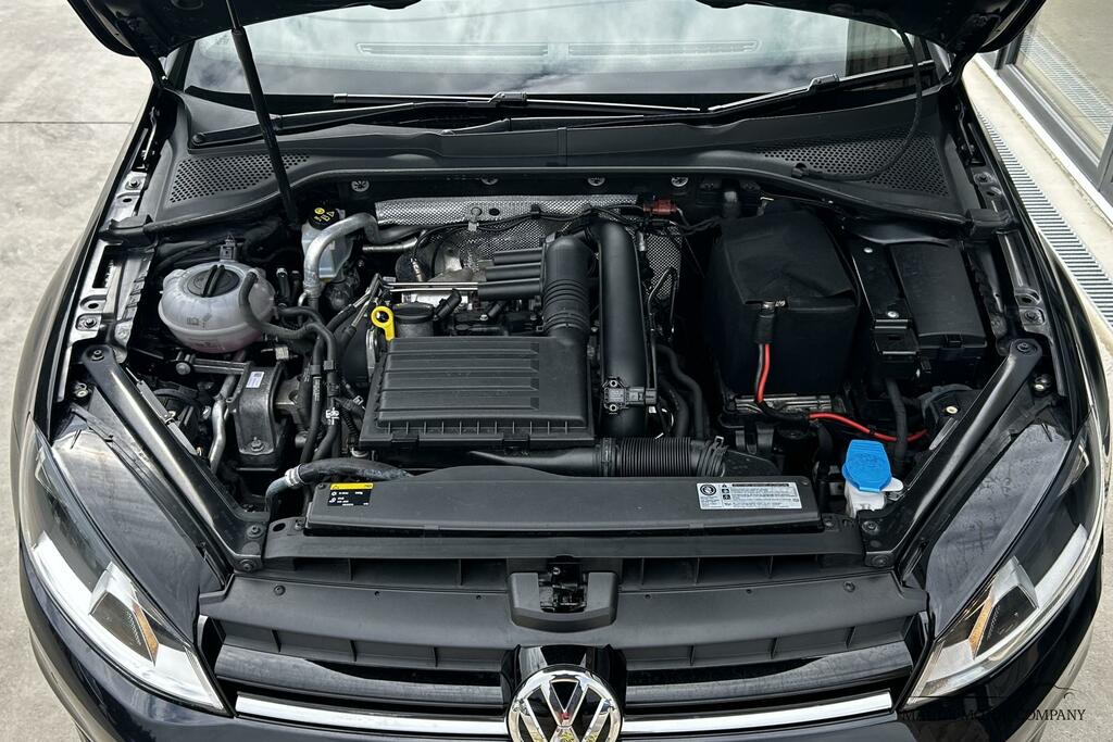 Volkswagen Golf Se Tsi Bluemotion Technology Red #8