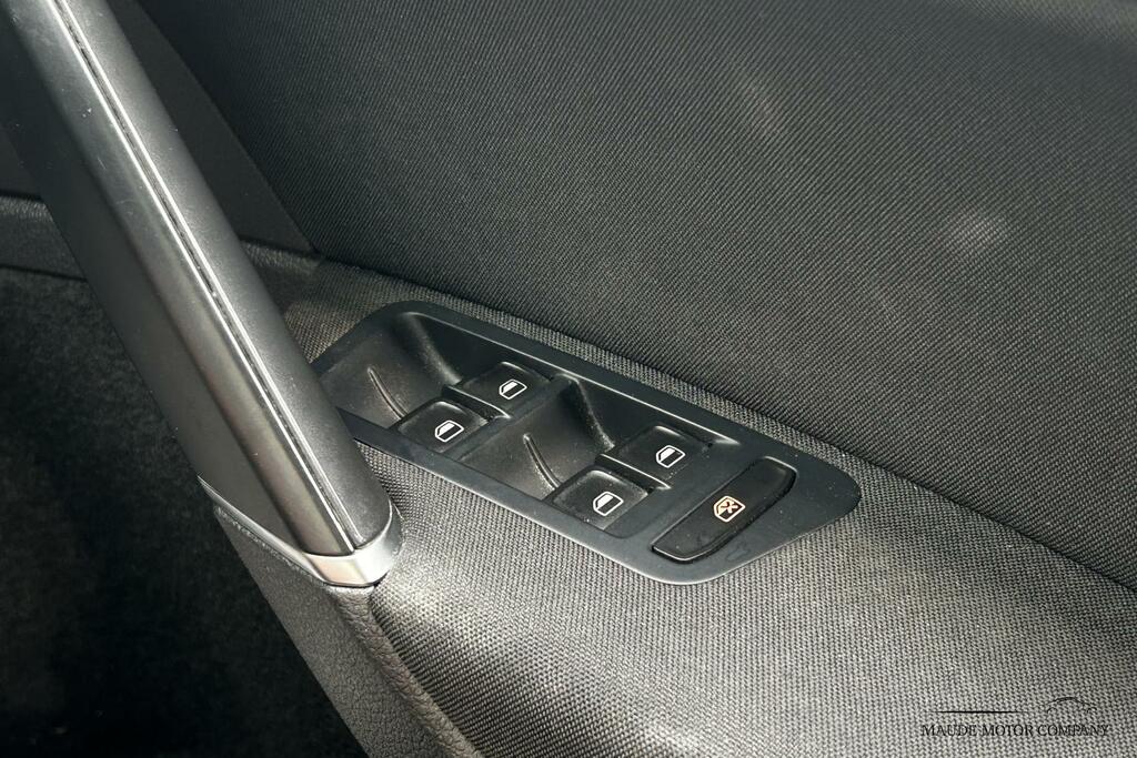 Volkswagen Golf Se Tsi Bluemotion Technology Red #17