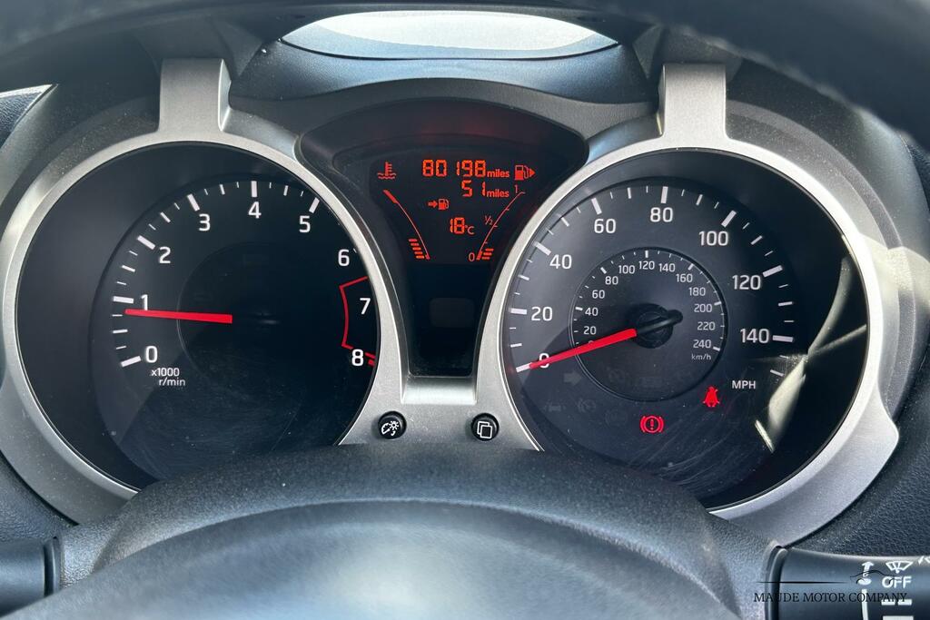 Nissan Juke Tekna White #9