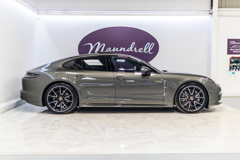 Porsche Panamera 2.9 V6 E-hybrid 17.9Kwh 4 Platinum Edition Saloon #2