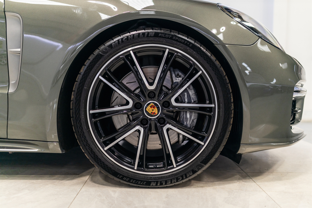 Porsche Panamera 2.9 V6 4 Platinum Edition E-hybrid Pdk Green #10