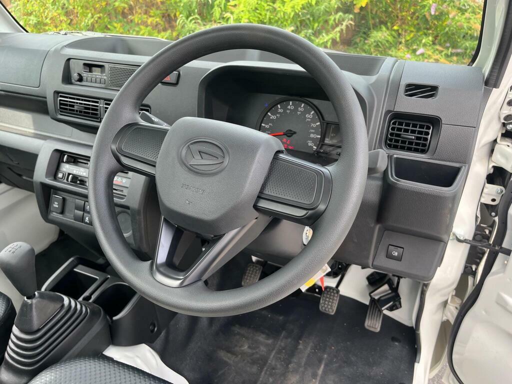 Daihatsu HiJet Petrol Silver #13
