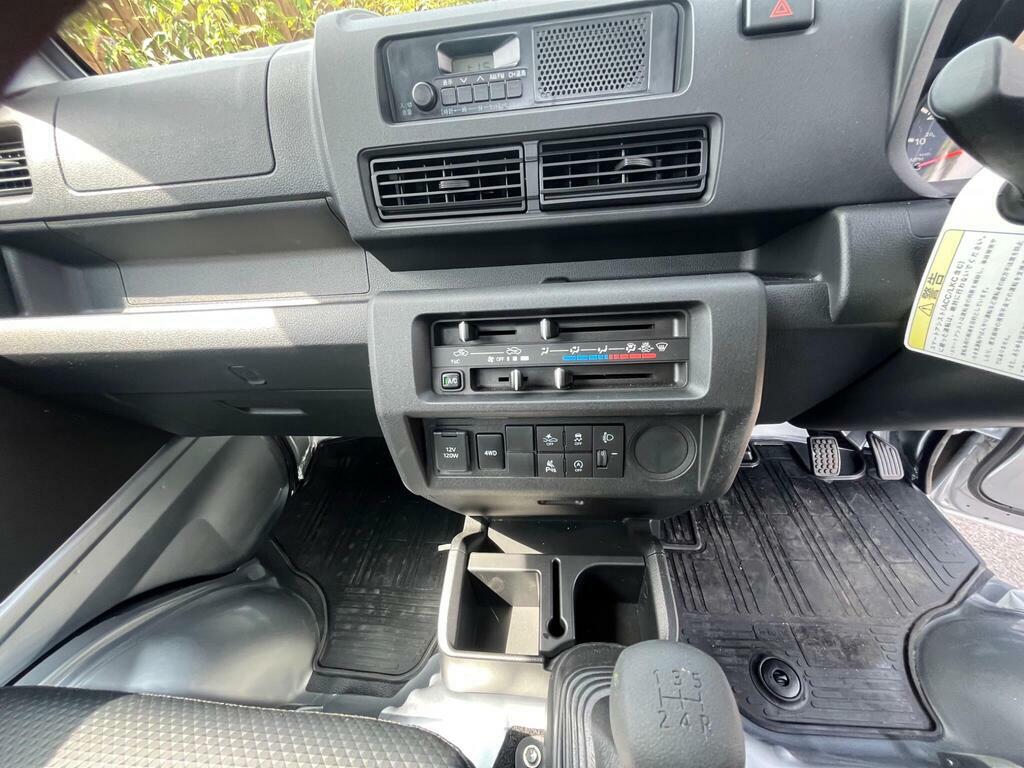 Daihatsu HiJet Petrol Silver #15
