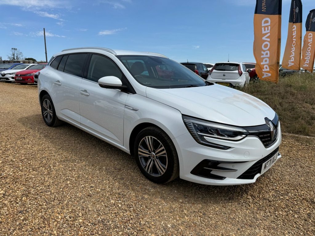 Renault Megane 1.5L Iconic White #5