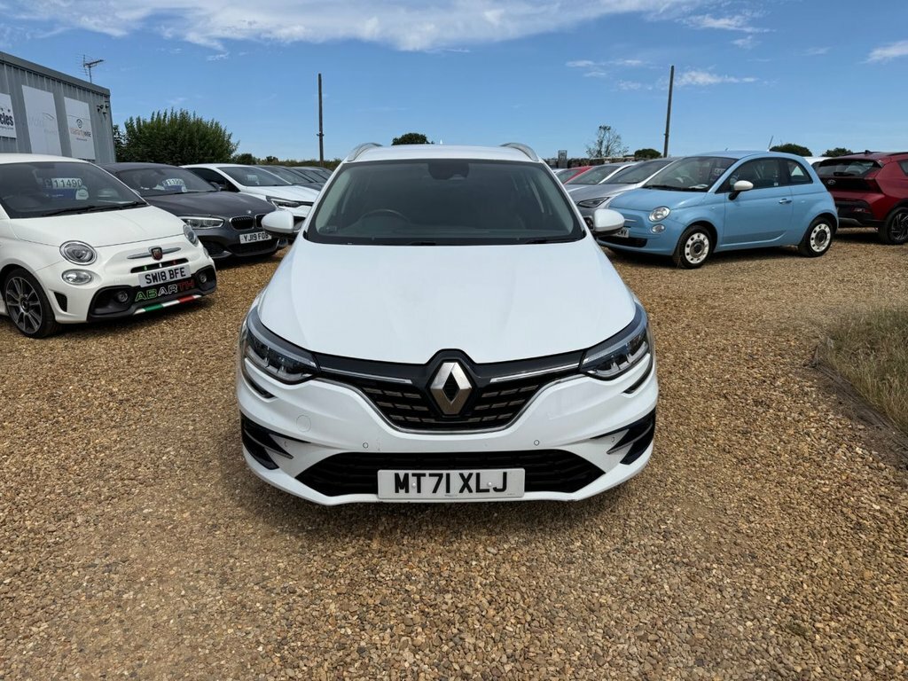 Renault Megane 1.5L Iconic White #2