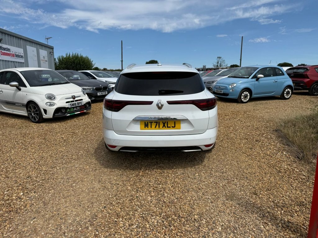 Renault Megane 1.5L Iconic White #6