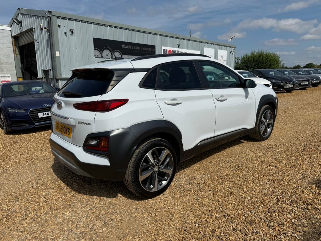 Hyundai Kona 1L Premium White #3