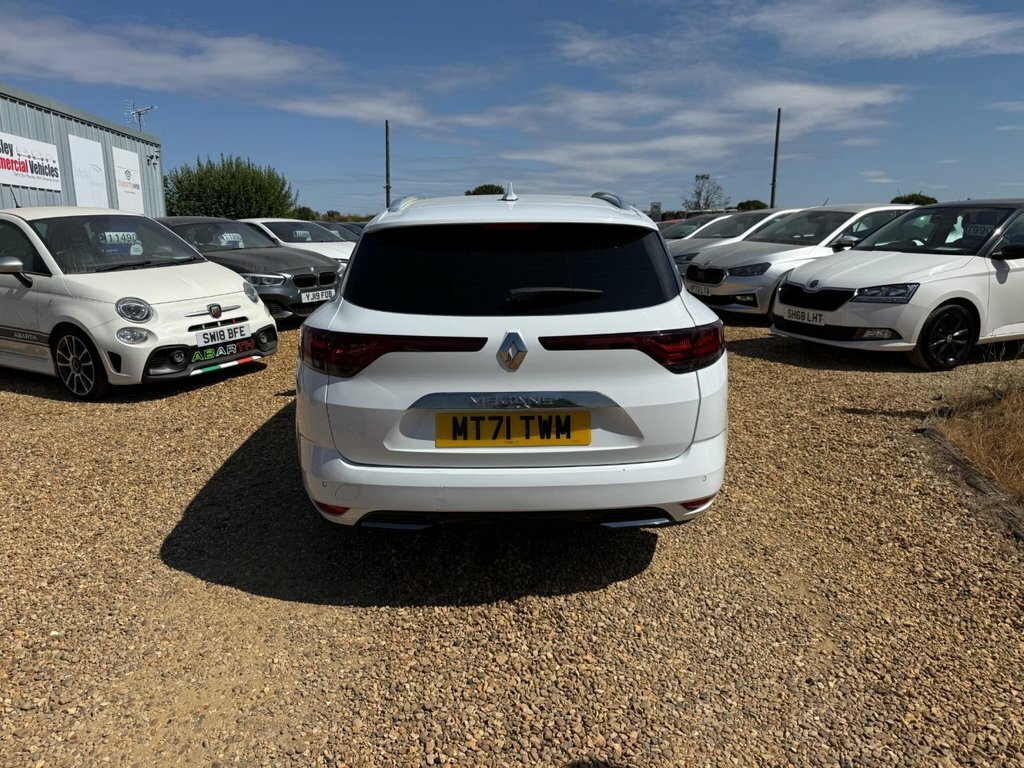 Renault Megane 1.5L Iconic White #6