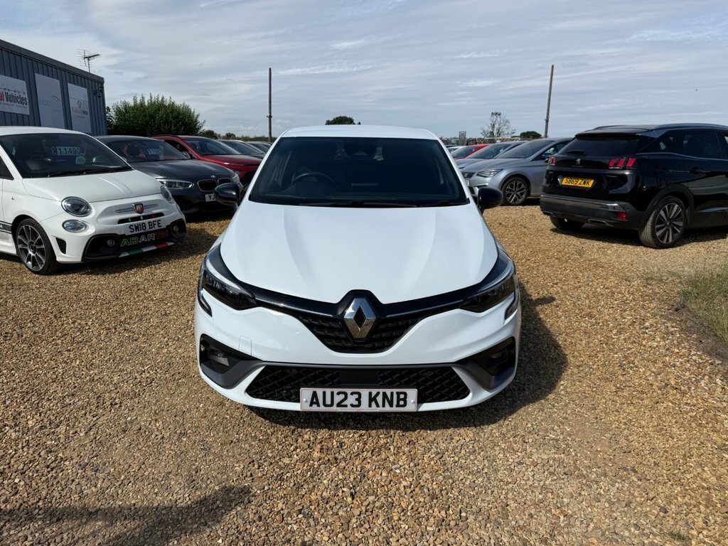 Renault Clio 1L Rs Line AU23KNB White #2