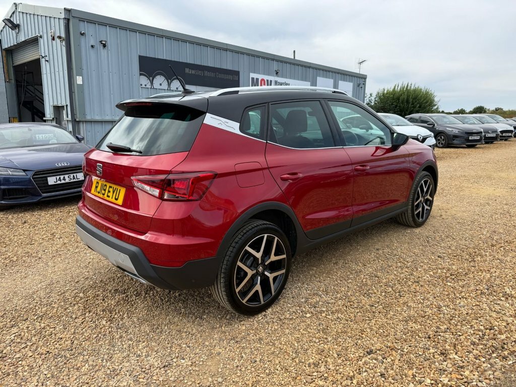 Seat Arona 1.5L Fr Sport Red #3
