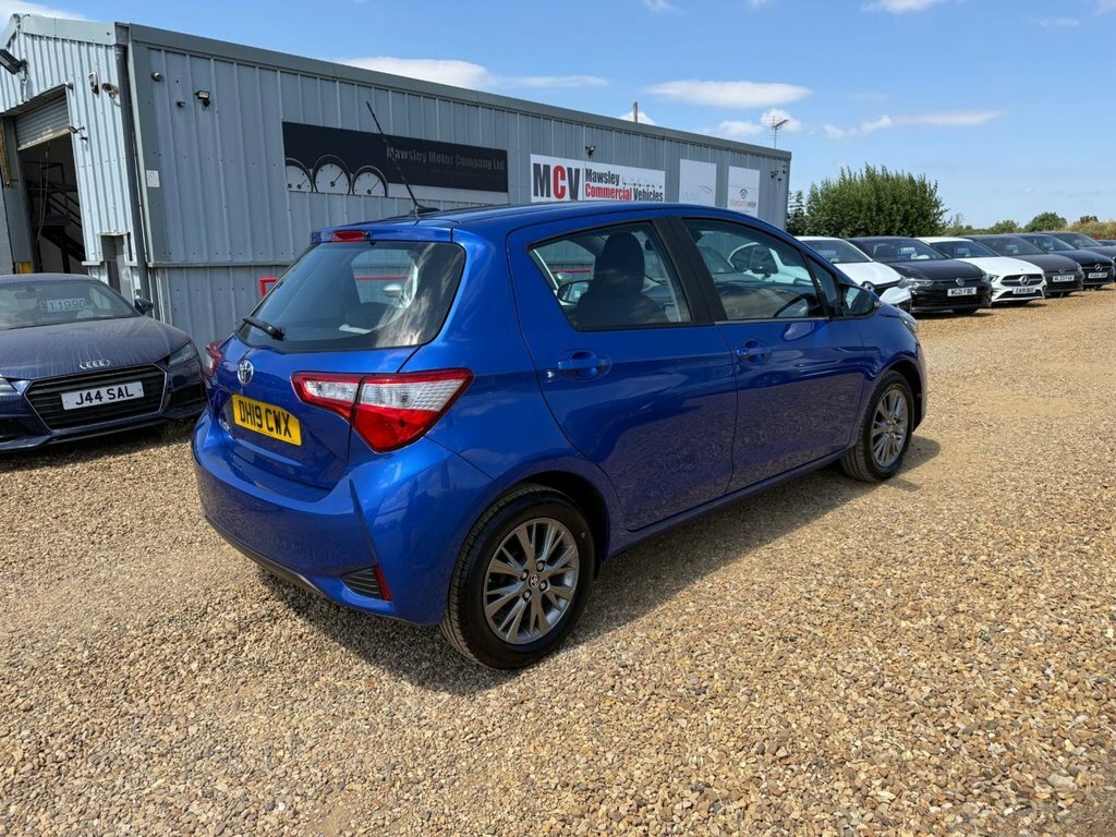 Toyota Yaris 1.5L Icon DH19CWX Blue #3