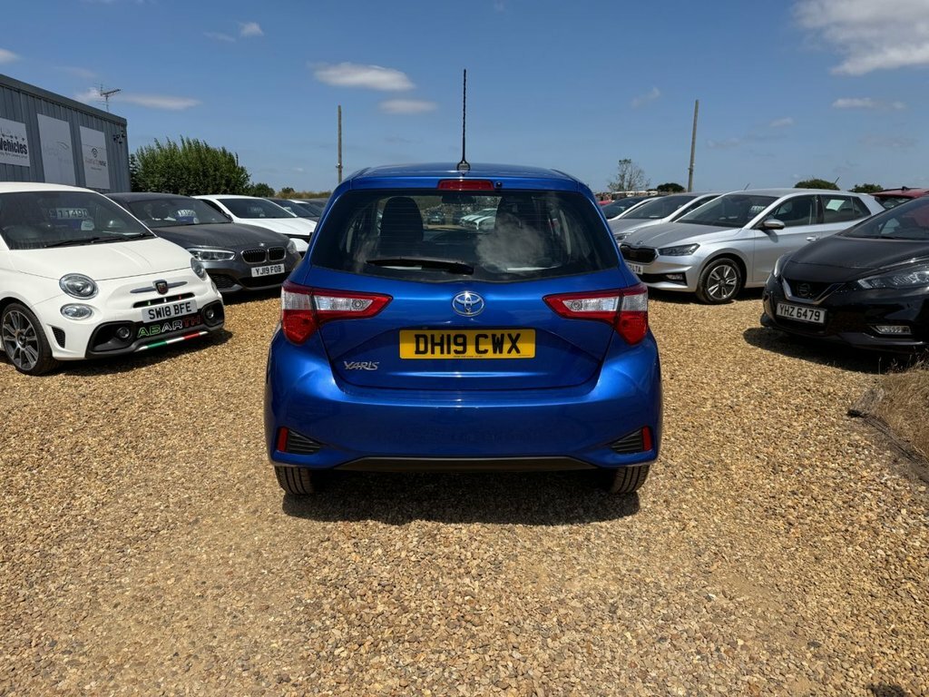 Toyota Yaris 1.5L Icon DH19CWX Blue #6