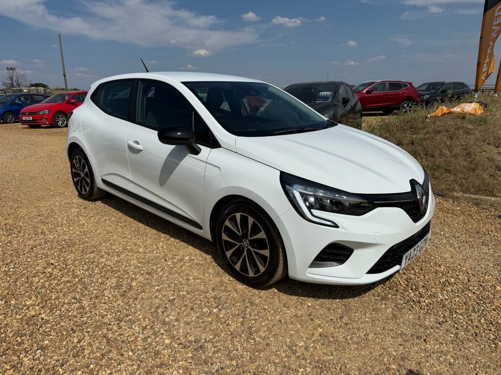 Renault Clio 1L Evolution YA23GZN White #5