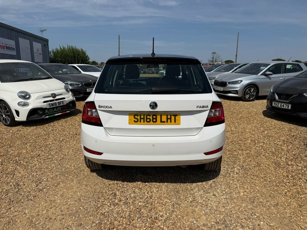 Skoda Fabia 1L Colour Edition SH68LHT White #6