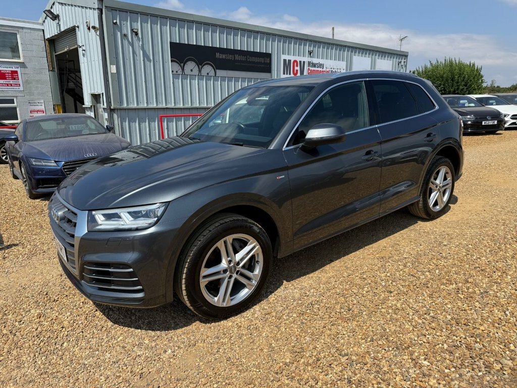 Audi Q5 2L S Line Grey