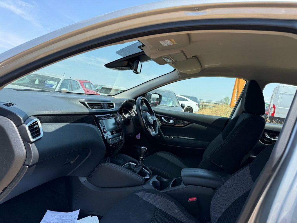 Nissan Qashqai 1.3L Acenta Premium VU19EET Silver #4
