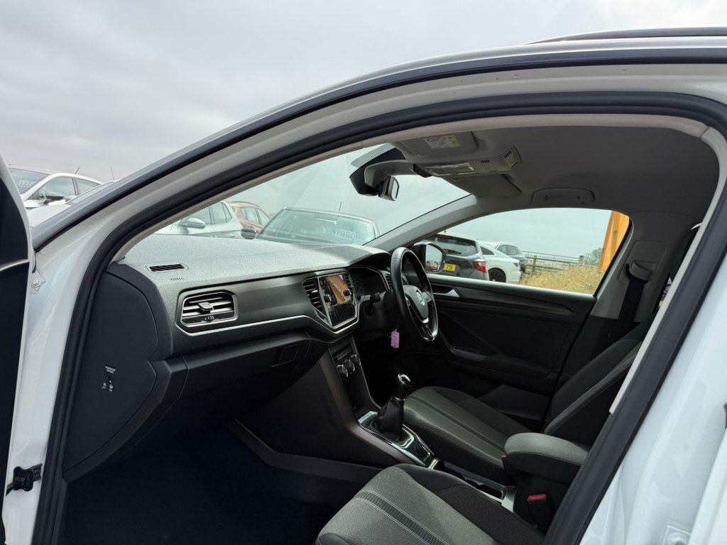 Volkswagen T-Roc 1L Design White #4