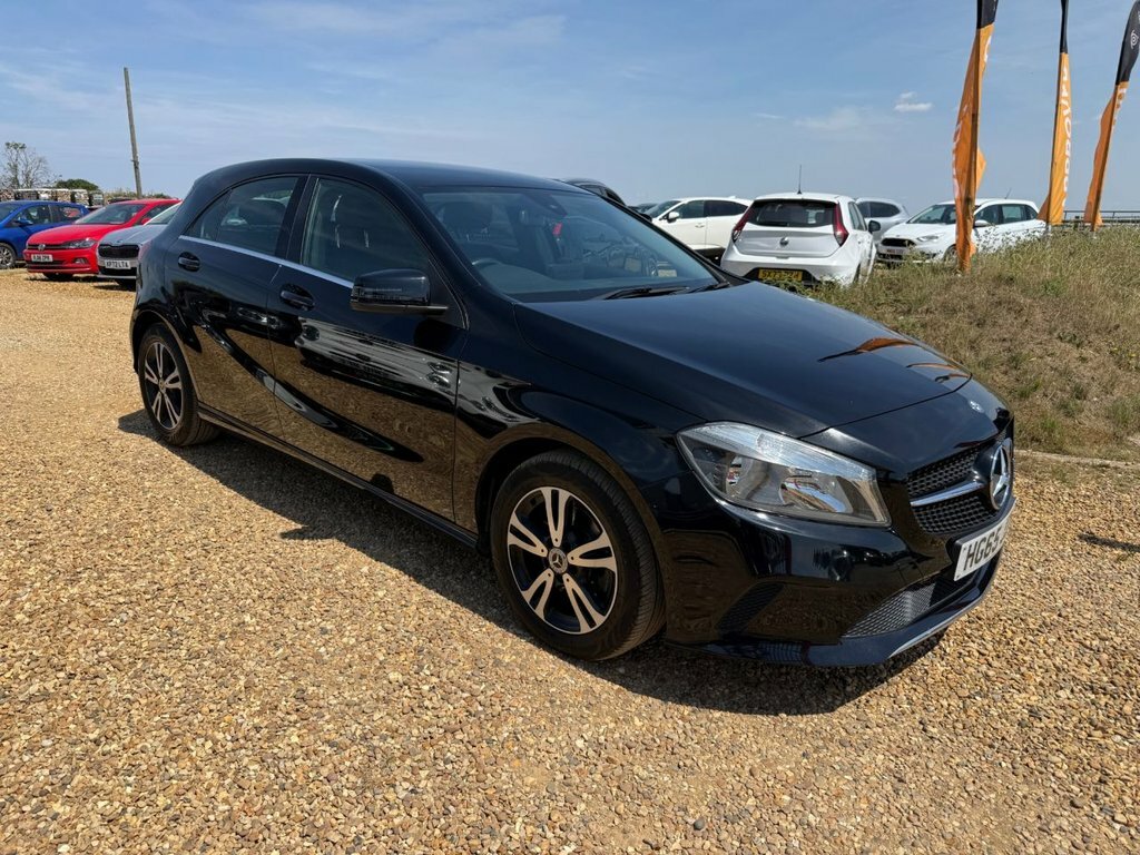 Mercedes-Benz A Class 1.6L Se Black #5