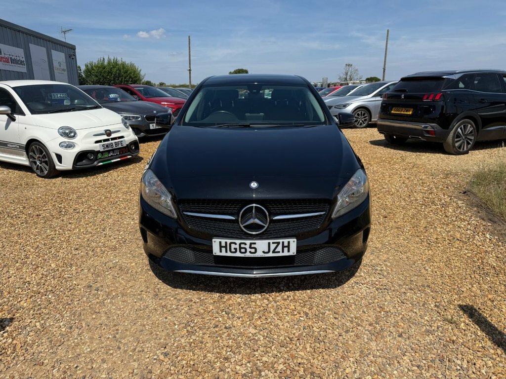 Mercedes-Benz A Class 1.6L Se Black #2