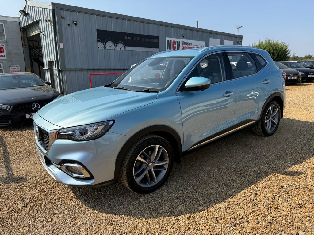 MG HS Suv Blue