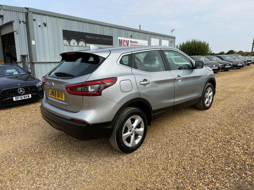 Nissan Qashqai 1.3L Acenta Premium LM69BVX Silver #3