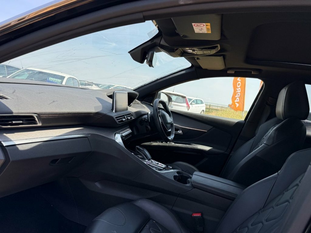 Peugeot 3008 1.6L Gt Black #4