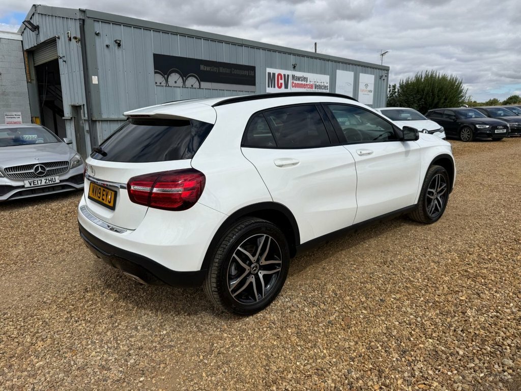 Mercedes-Benz GLA Class 1.6L Urban Edition MV19EYJ White #3
