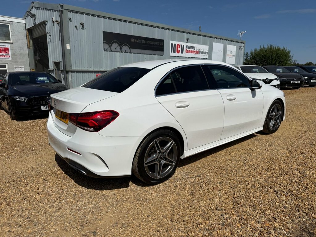 Mercedes-Benz A Class 1.3L Amg Line LM20AHF White #3