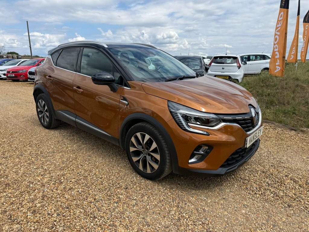 Renault Captur 1.3L S Edition Orange