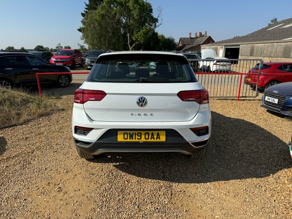 Volkswagen T-Roc 1.6L Se OW19OAA White #6