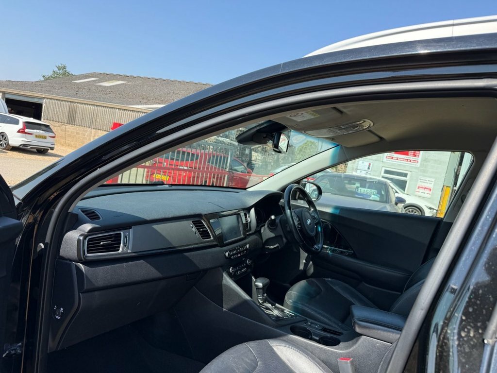 Kia Niro 1.6L 3 Black #4