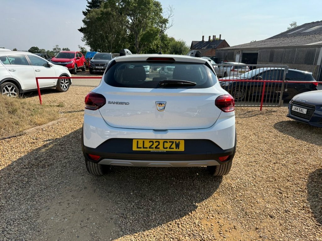 Dacia Sandero Stepway 1L Essential LL22CZW White #6