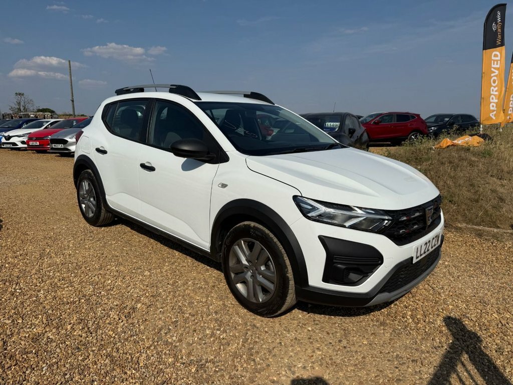 Dacia Sandero Stepway 1L Essential White