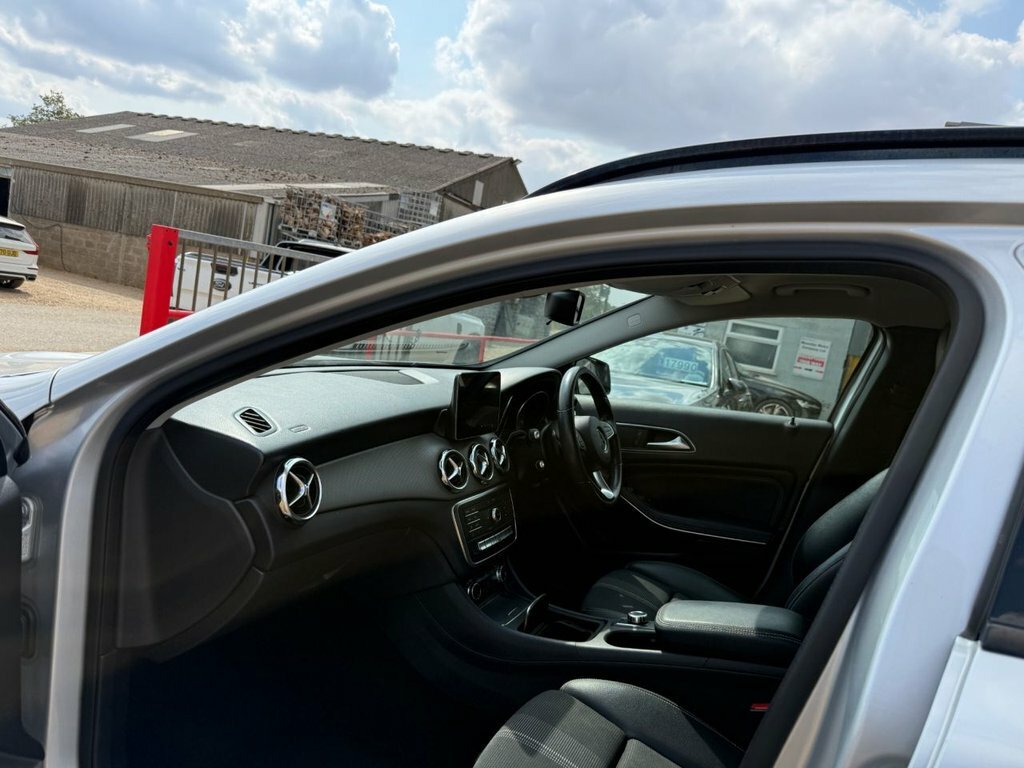 Mercedes-Benz GLA Class 1.6L Urban Edition NG68AXS Silver #3