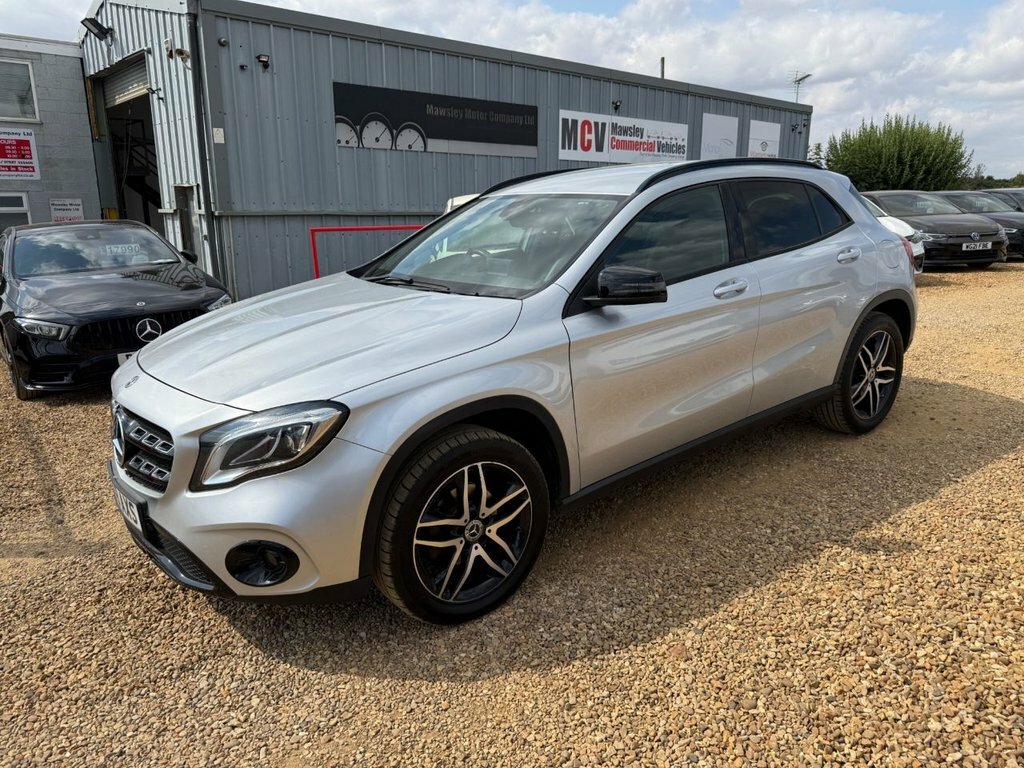 Mercedes-Benz GLA Class 1.6L Urban Edition NG68AXS Silver #4